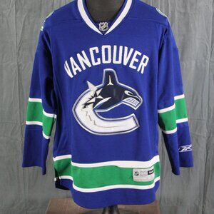Vancouver Canucks Jersey (Retro) - Home Jersey by Reebok - Men's XL